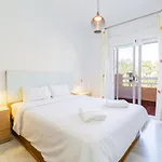Cubo\'S Cabopino Beach Marbella Apartment