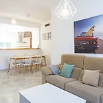 Cubo\'S Cabopino Beach Marbella Apartment