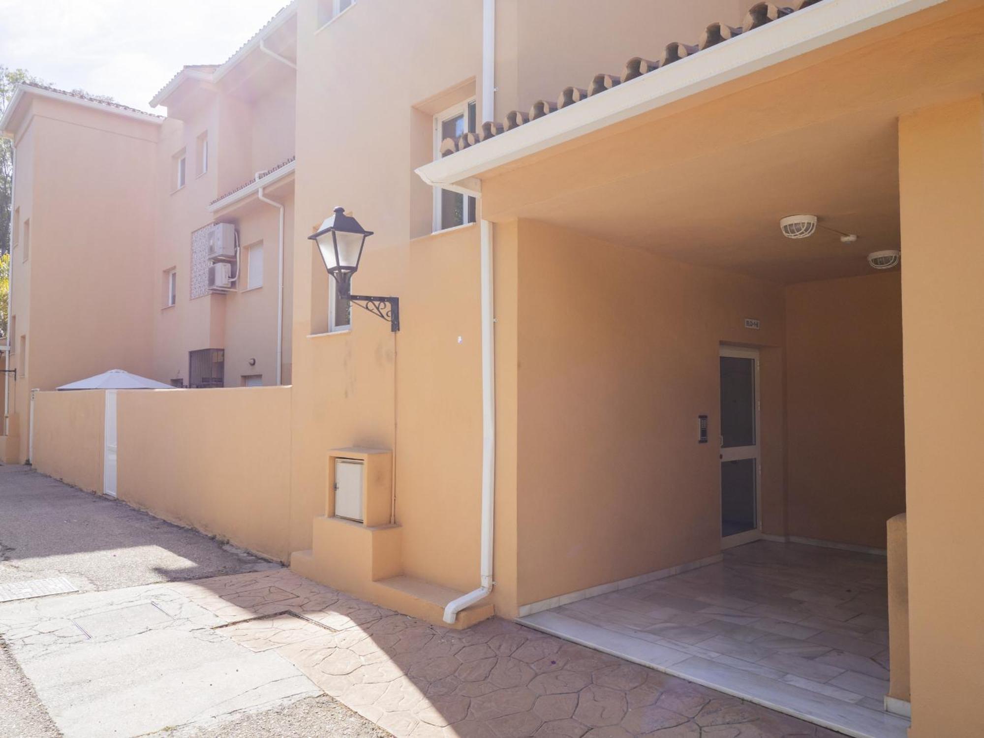 Cubo's Cabopino * Marbella